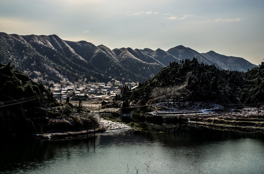 高山居