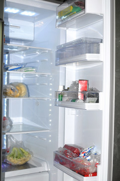 冰箱冷藏室
