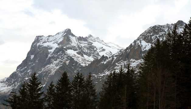 阿尔卑斯雪山