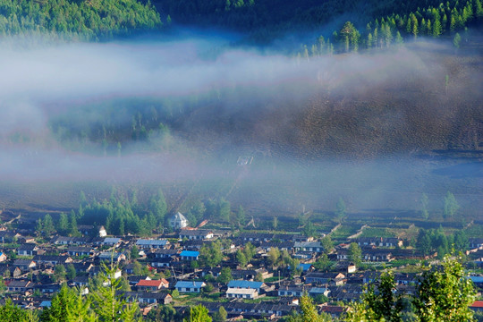 云雾山村