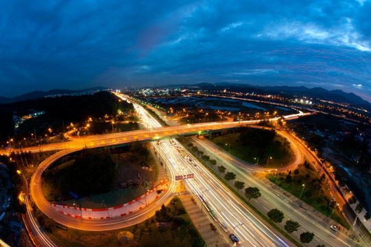 高速公路夜景