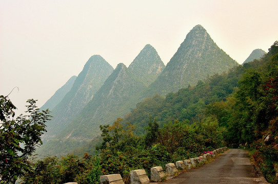 山峰路