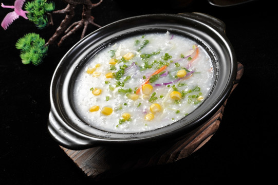 砂锅玉米粥