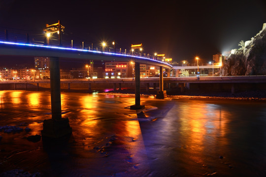 汶川夜景 岷江红军桥