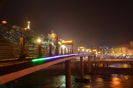 汶川夜景 红军桥