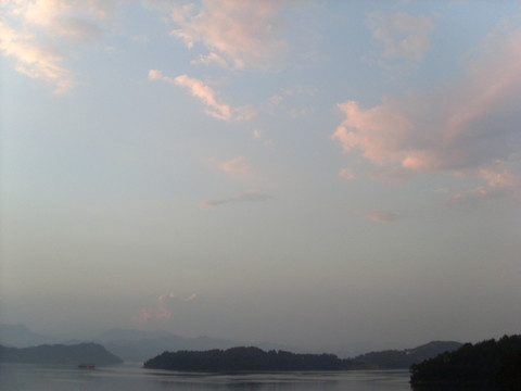 千岛湖的天空