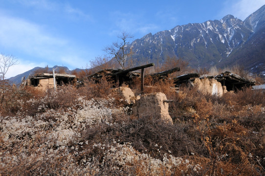 汶川萝卜寨 地震遗址