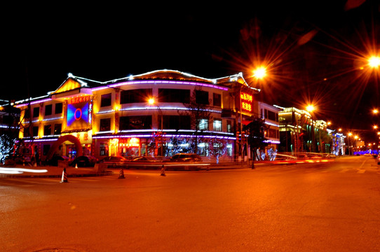 高碑店村夜景