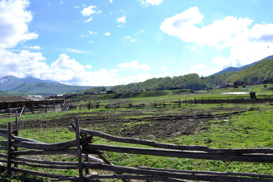 图瓦人村落 畜栏