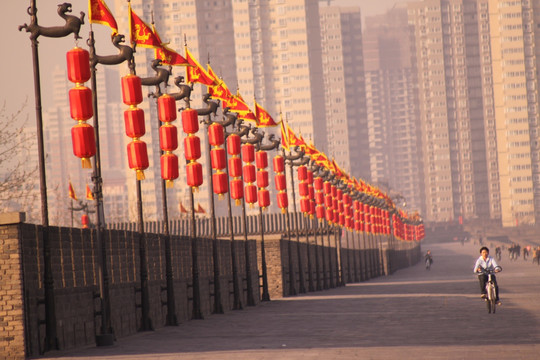城墙灯笼