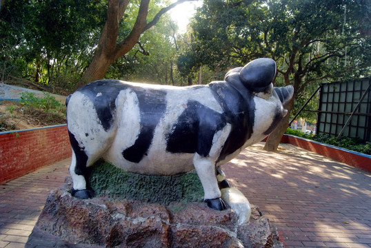 猪的雕塑