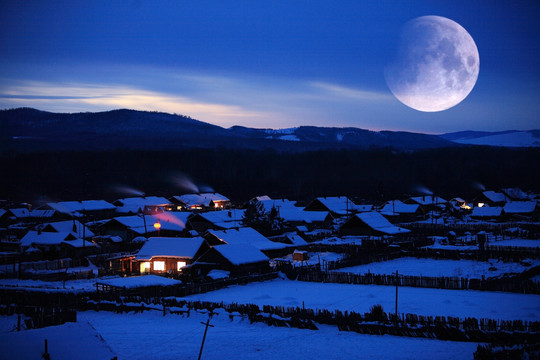 月亮山村