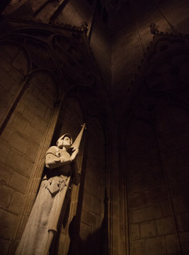 巴黎圣母院雕塑