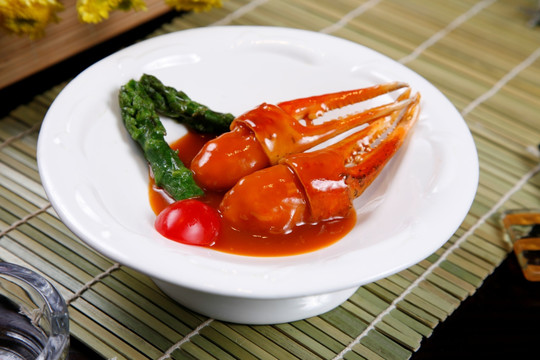 鲍汁扣蟹钳