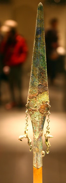 汉代青铜矛