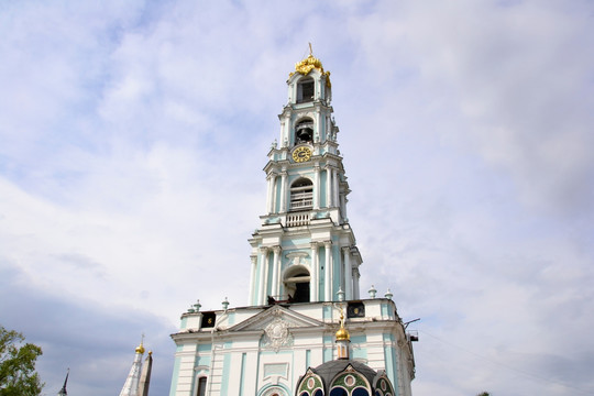 俄罗斯谢尔盖耶夫圣三一修道院钟楼