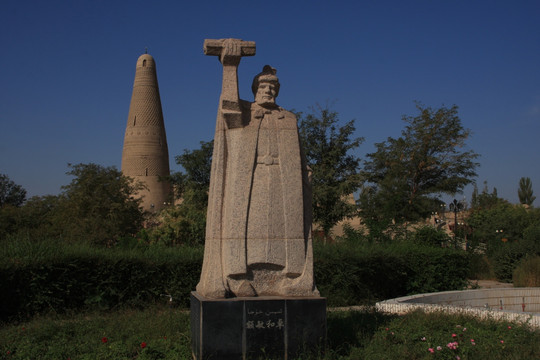 新疆风光 维吾尔古村