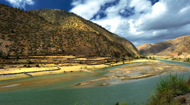 西藏川藏线