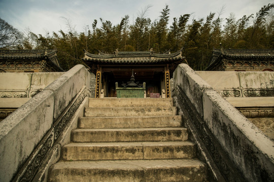 隆昌寺铜殿