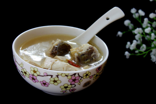 脘鱼豆腐汤