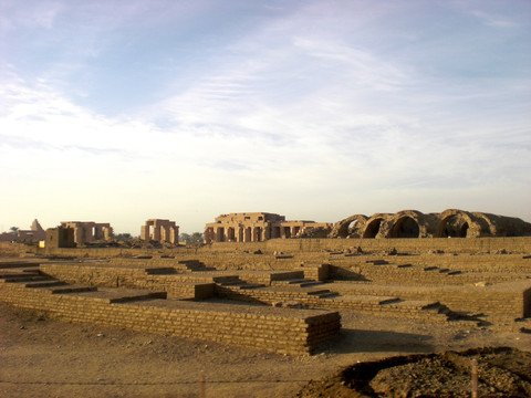 埃及门农神庙遗址