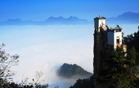 塔云山