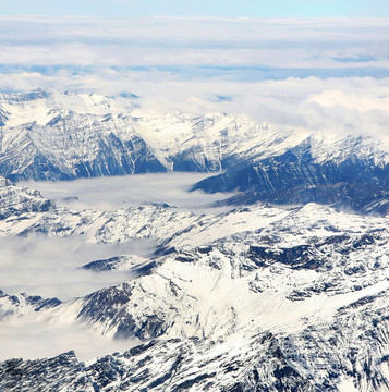 雪山之巅