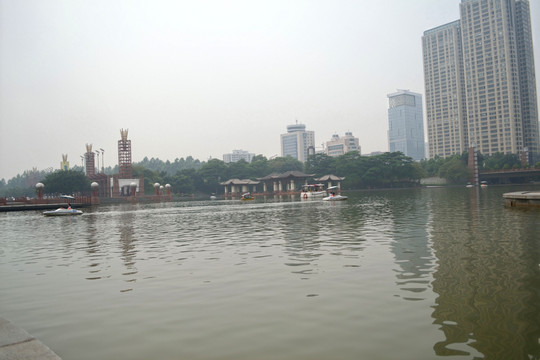 亭子 河流 小河 高楼 柳树