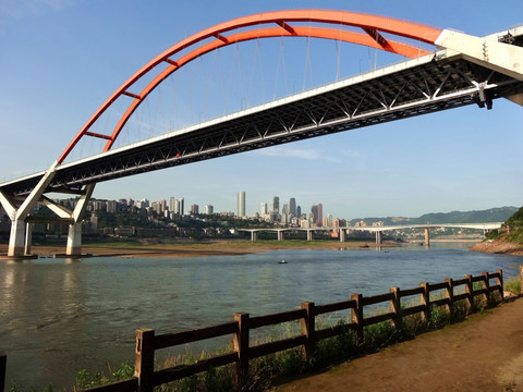 重庆长江双桥透视图