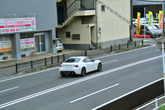 道路 跑车