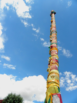 大昭寺广场上的经幡柱