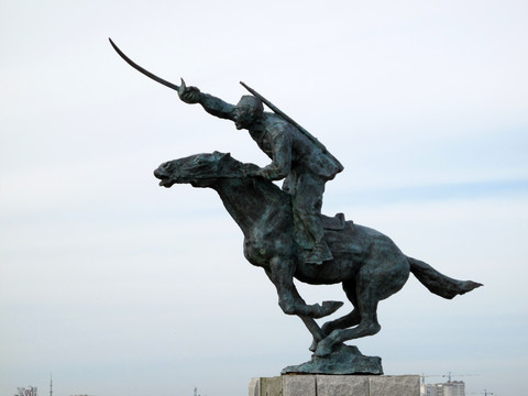 苏联红军跃马杀敌雕塑
