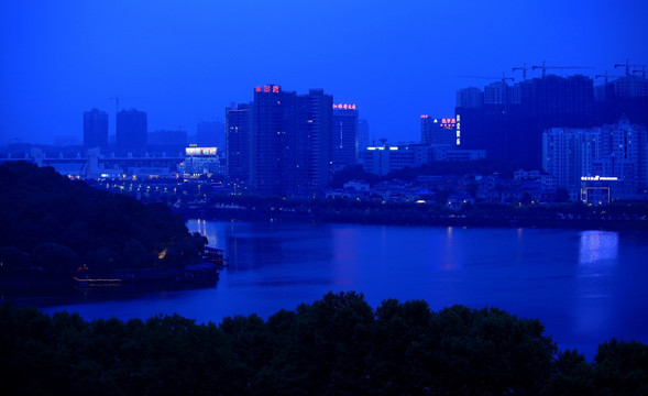 九江南湖夜景