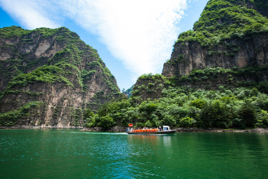 龙庆峡旅游