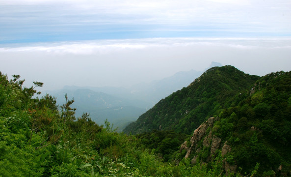 泰山  天空  山脉