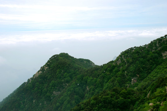 泰山  天空  山脉