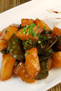 土豆烧豌豆