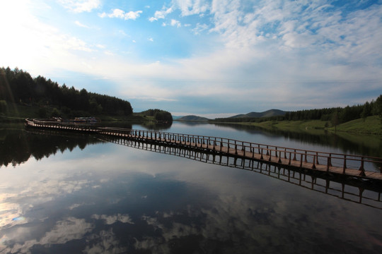 塞罕坝神龙潭风景