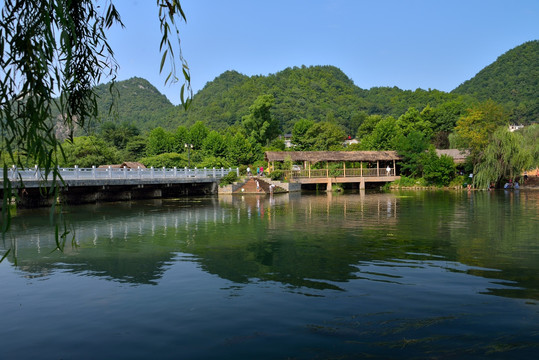 青山绿水