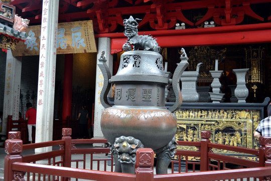 鼎 炉鼎