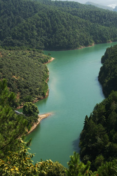 湖泊