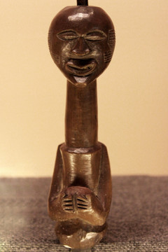 非洲木雕头像