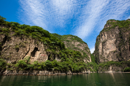 青山 碧水 蓝天