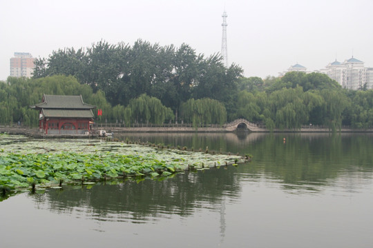 济南大明湖公园 亭子