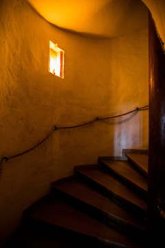 古堡楼梯