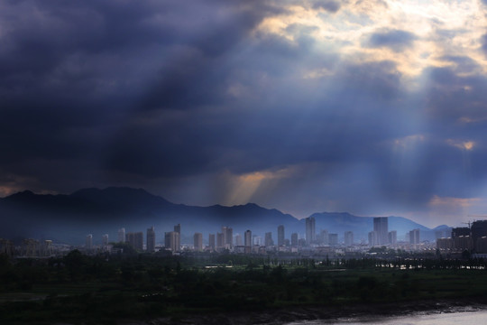落日小城