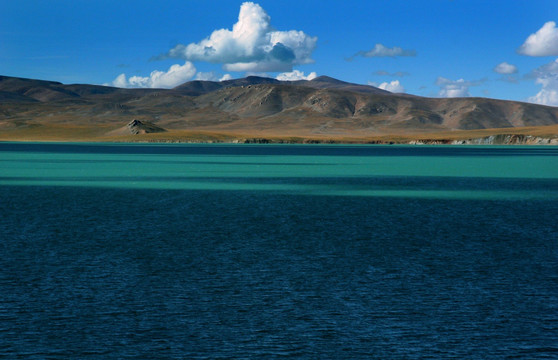 青藏高原 唐古拉山 高原湖泊