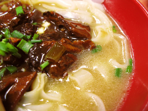 粤式美食之牛腩粉