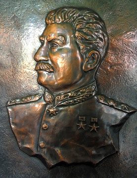 斯大林铜浮雕像