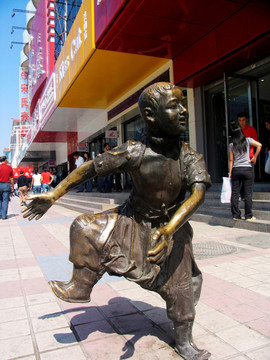 赤峰 蒙古少年雕塑